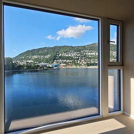 Modern And Ocean View Flat In Lejlighed *